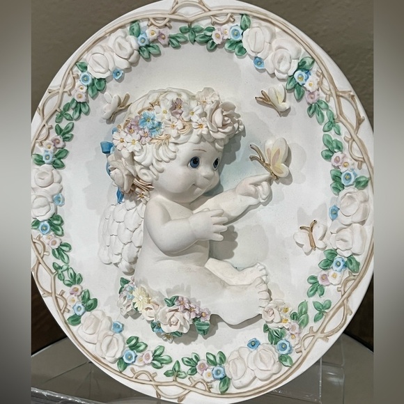 Dreamsicles collectible Plate: Love’s Gentle Touch - Picture 3 of 5